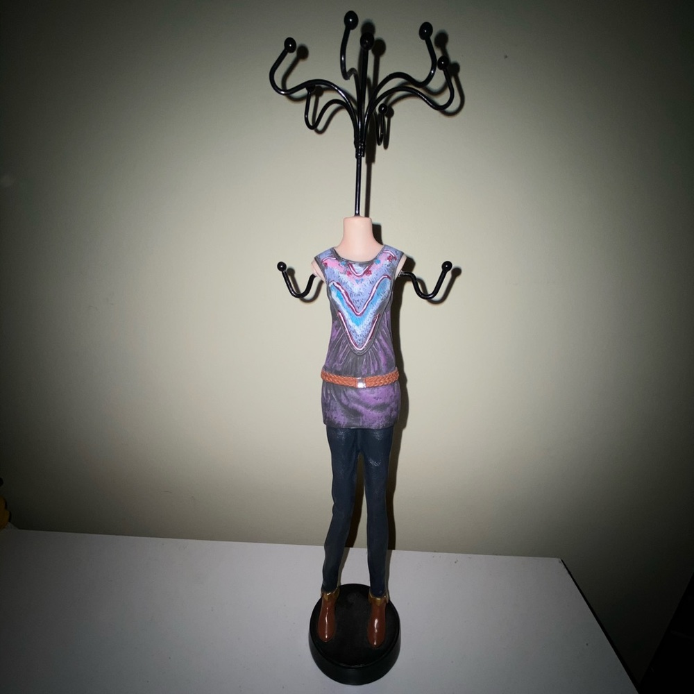 Jewelry holder